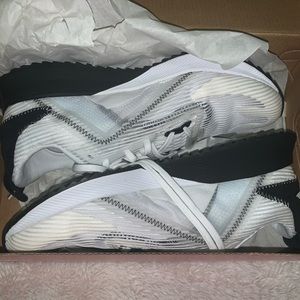 **Never Worn New Balance Fuel Cell Echolucent